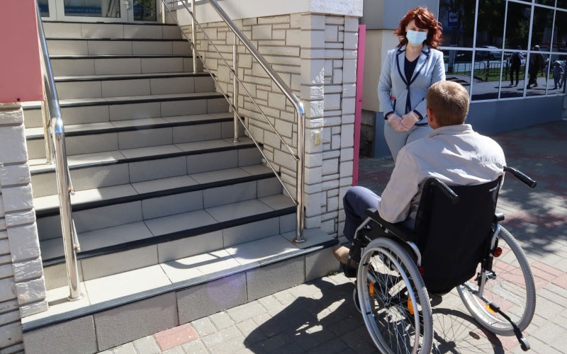 Центр Саранска непригоден для прогулок инвалидов-колясочников