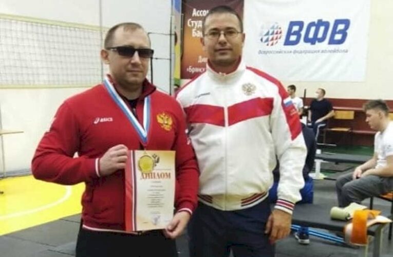 Анатолий Кашин из Мордовии стал чемпионом страны по пауэрлифтингу