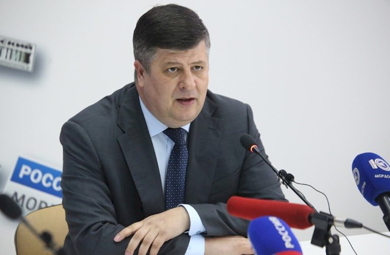 Артём Здунов отправил в отставку двух вице-премьеров