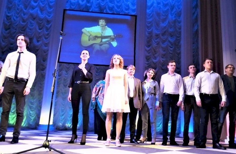Актёры Мордовии споют защитникам Отечества